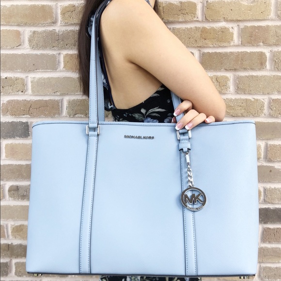 Gaby’sBags👜💕-Michael Kors Large Tote Pale Blue - Picture 2 of 6